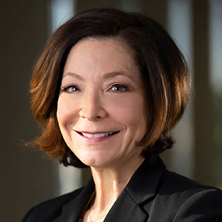 2023 Most Influential in Healthcare Leslie Davis | Modern Healthcare